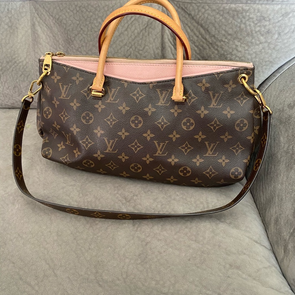 PALLAS MM❤️ RARE AND HARD TO FIND!